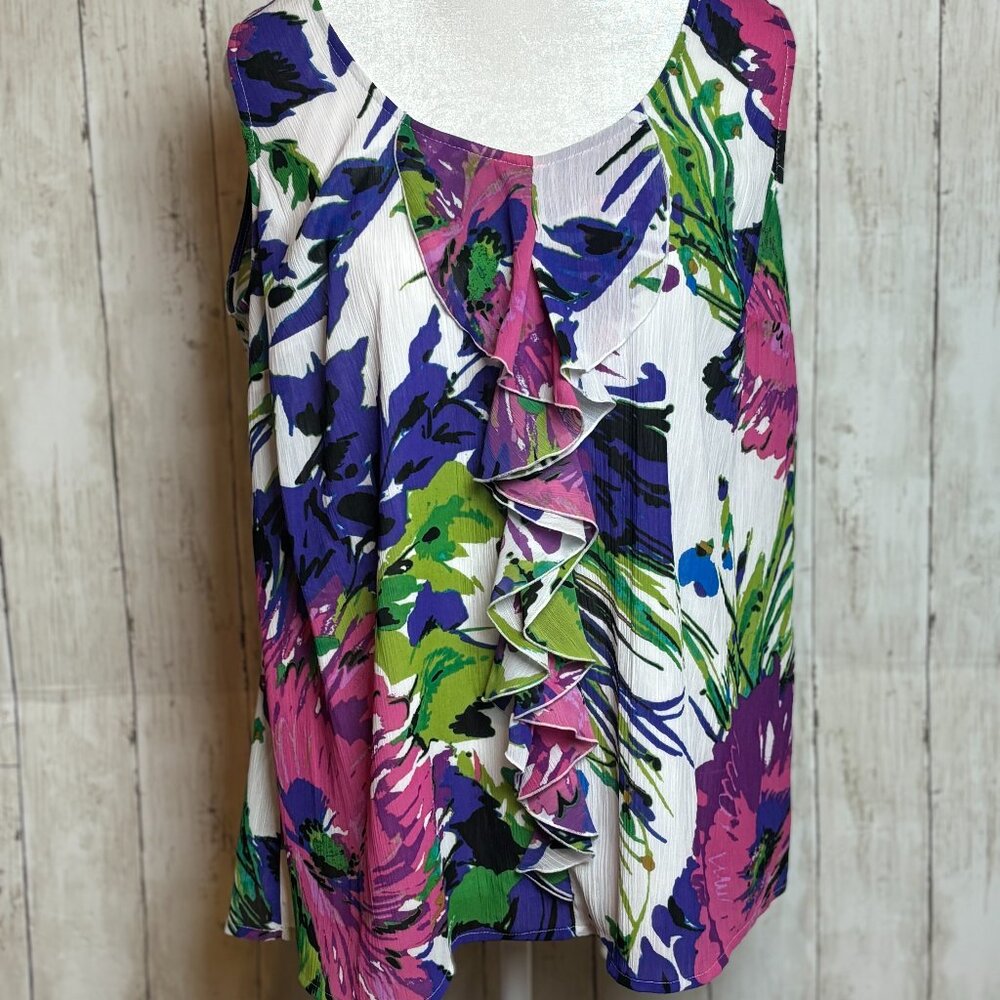 Lane Bryant; Floral ruffle front v-neck sleeveless tank top; Size 14